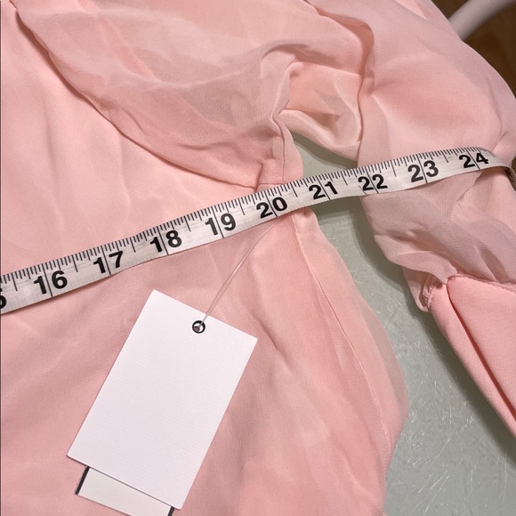 Elegant Blush Pink Women's Top - Picture 6 of 8